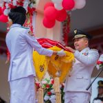 Berlangsung Hidmat, Bupati Banggai Pimpin Upacara Penurunan Bendera HUT Ke-78 RI