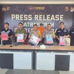 Wakapolres Banggai Pimpin Konferensi Pers TP Korupsi Kades Matabas