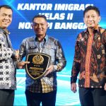 Jusuf Adiwinata Awards, Imigrasi Banggai Dinobatkan Sebagai Satker Terbaik Penyumbang PNPB Terbesar Tahun 2023