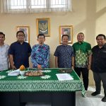 Panitia Pilrek Unismuh Luwuk, Serahkan Berkas Pencalonan Rektor ke PWM