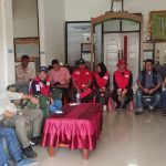 PMI Kabupaten Banggai Serahkan 70 Paket Hygiene Kit Pada Masyarakat Terdampak Banjir di Batui Selatan