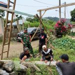 Babinsa Koramil 1311-03 Petasia Bersama Masyarakat, Gotong Royong Kerja Bakti Bangun Rumah Warga