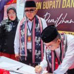 AT-FM Daftar Hari Kedua di KPU Banggai, Amirudin: Insya Allah Dua Periode!